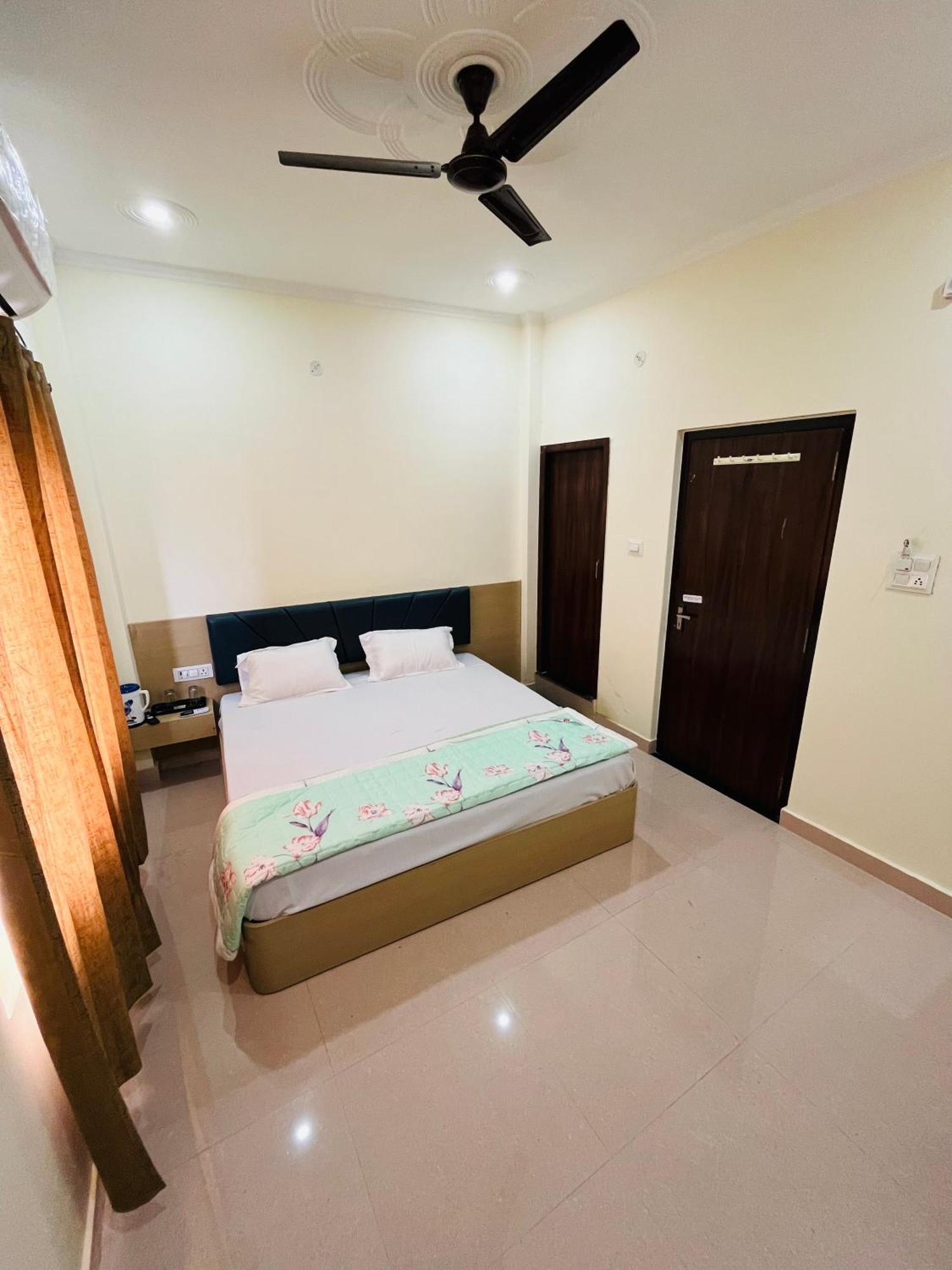 River View Paying Guest House Varanasi Eksteriør bilde